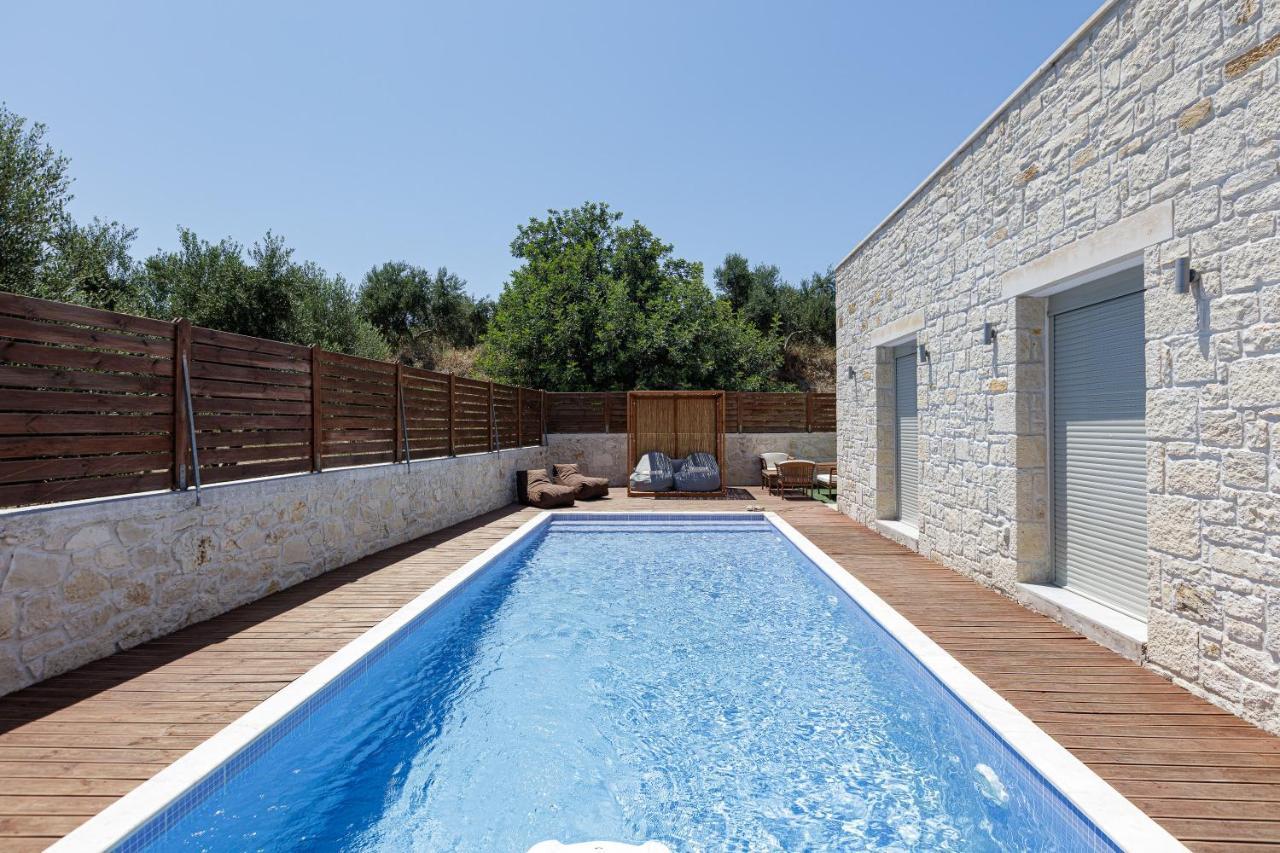 Villa Vera - With Private Heated Pool & Jacuzzi Pangalochori 외부 사진