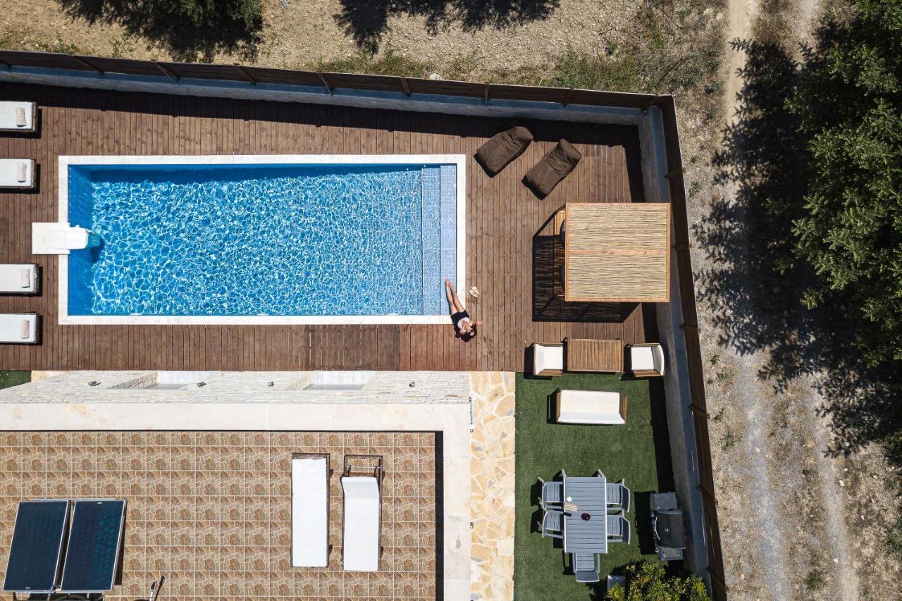 Villa Vera - With Private Heated Pool & Jacuzzi Pangalochori 외부 사진
