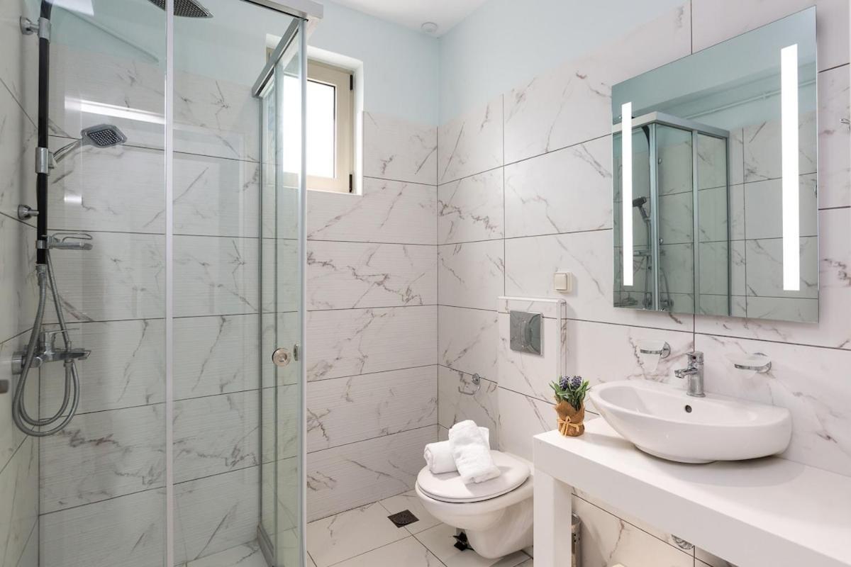 Villa Vera - With Private Heated Pool & Jacuzzi Pangalochori 외부 사진