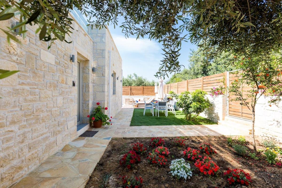 Villa Vera - With Private Heated Pool & Jacuzzi Pangalochori 외부 사진