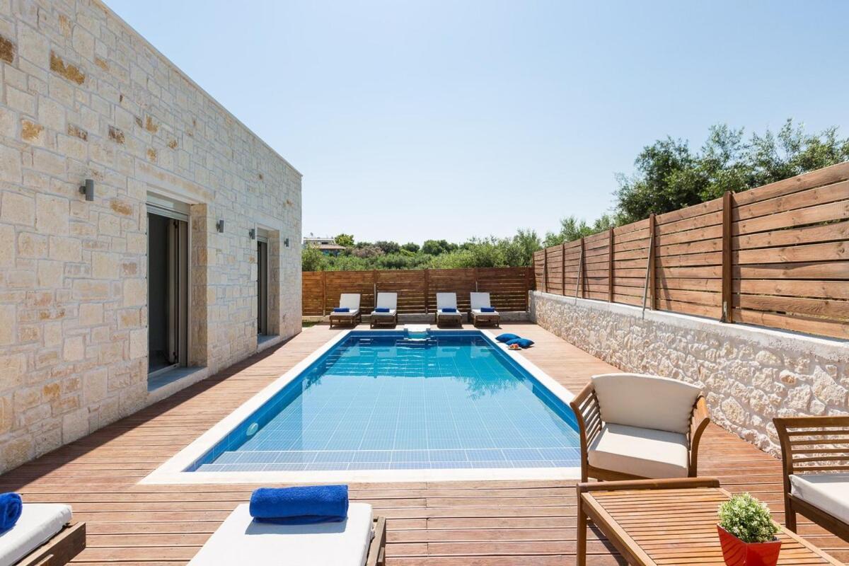 Villa Vera - With Private Heated Pool & Jacuzzi Pangalochori 외부 사진